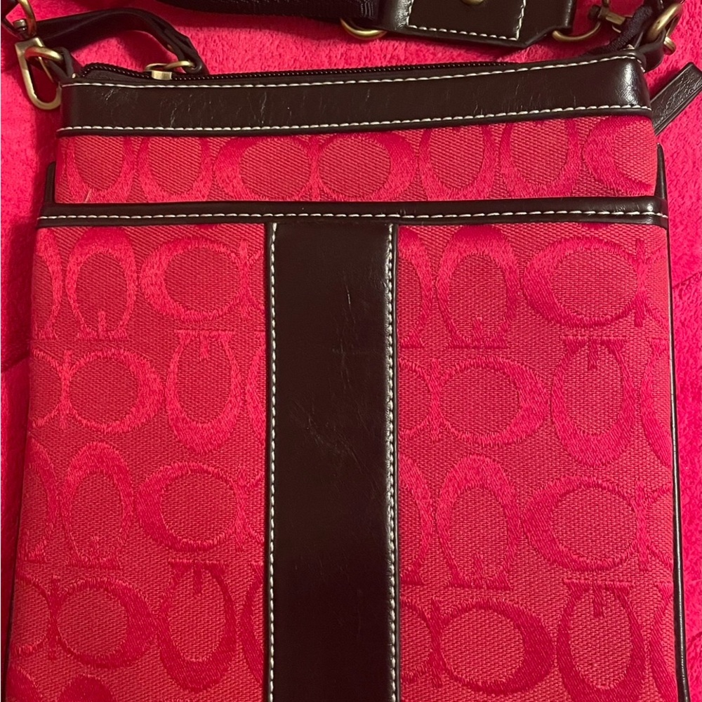Red purse - Picture 4 of 7